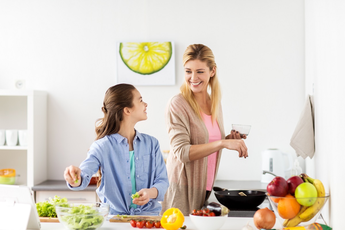 Teenager making healthy food choices